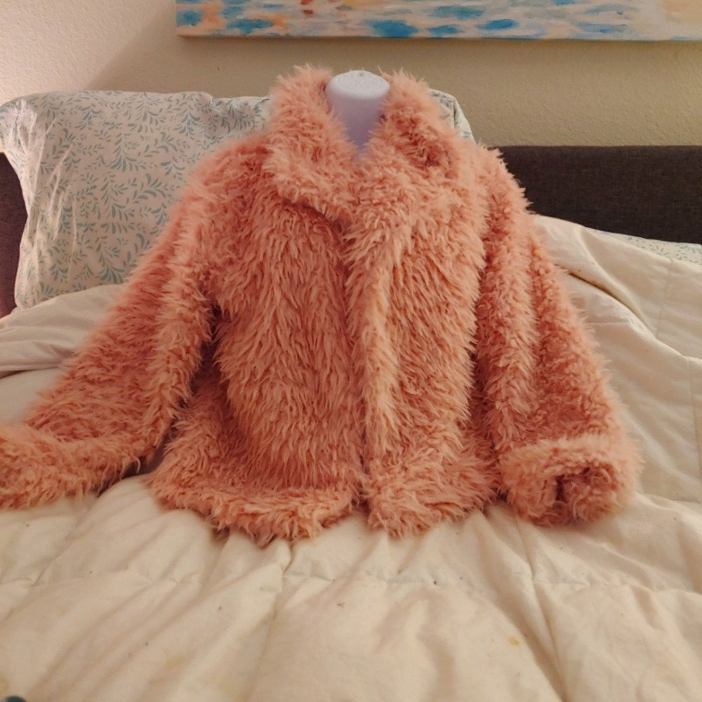 NWOT Trendy and cute pink fluffy jacket NEVER WORN great with jeans!!!!